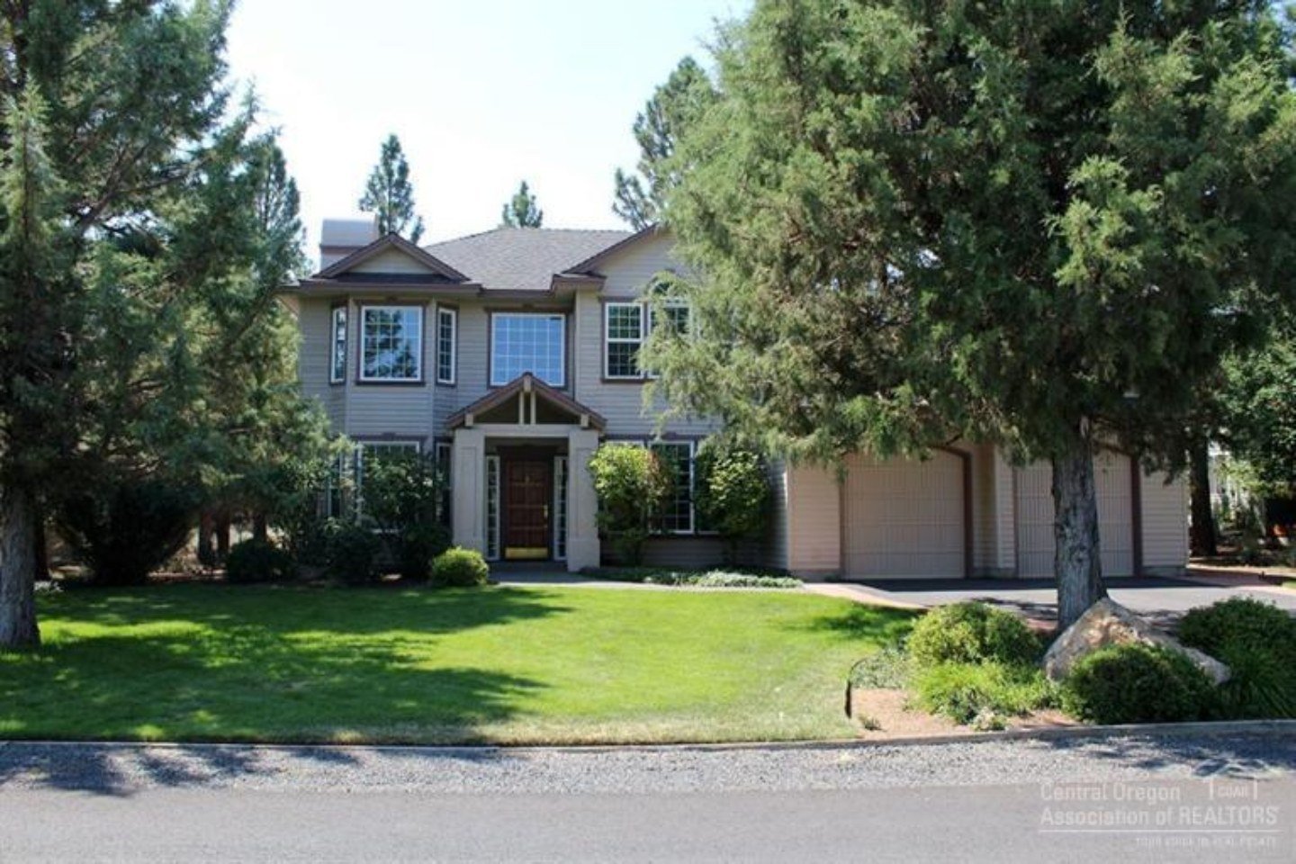 Two-story custom home with mature landscaping, Fairway Hghts, Central Oregon