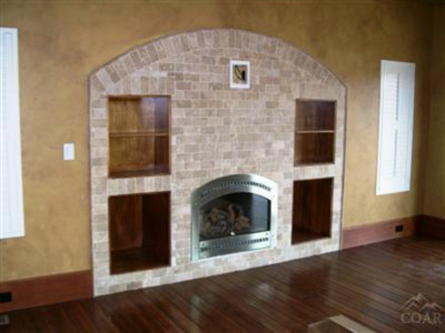 Great room with stone fireplace niche, Ridgewater, Central Oregon
