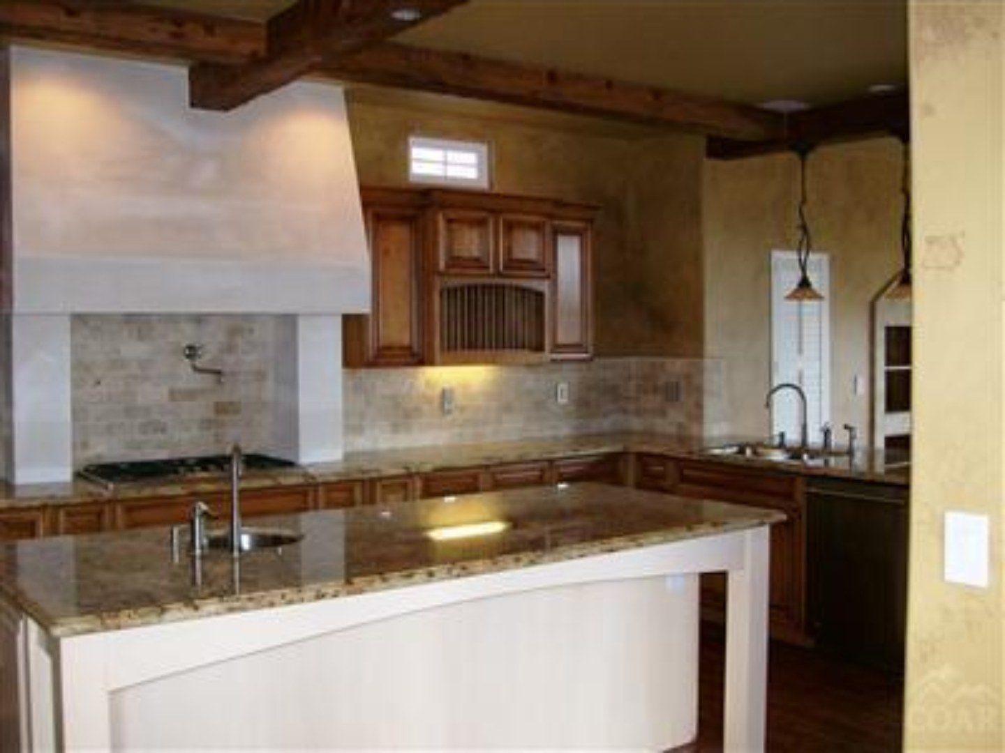 Kitchen with granite island, Ridgewater, Central Oregon