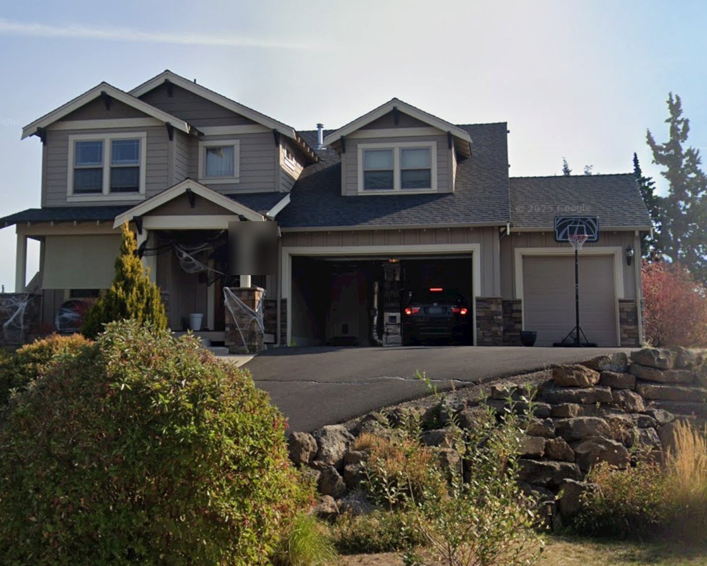 Craftsman style home exterior, Stonewood 2, Central Oregon